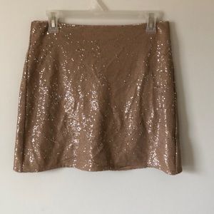 5/$15 Michael Stars Beige Sequin Skirt. Medium